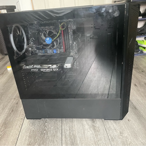 Xtreme VR Gaming PC Intel i5-10400F GeForce GTX 1660 Super 6GB 8GB DDR4 500GB